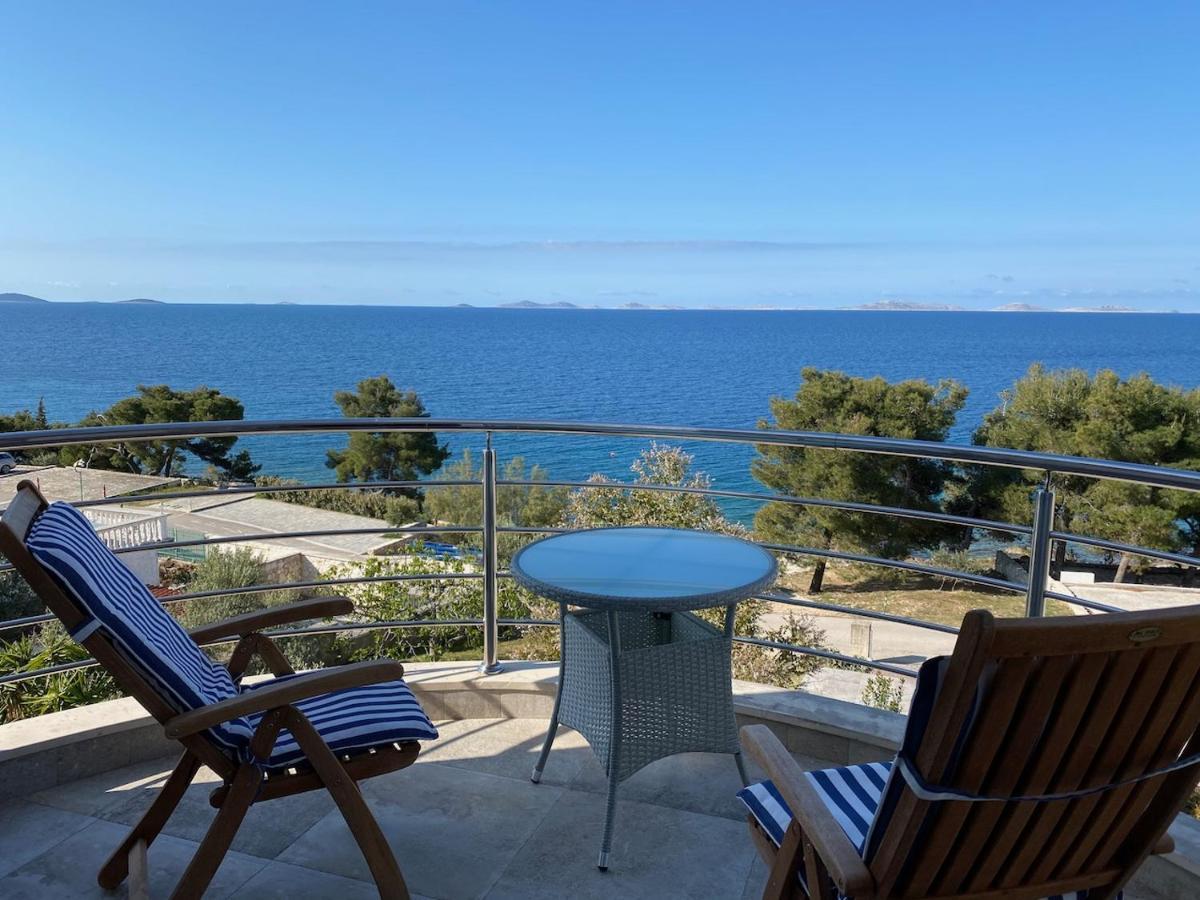 Amazing Villa Galeb In Murter Bagian luar foto