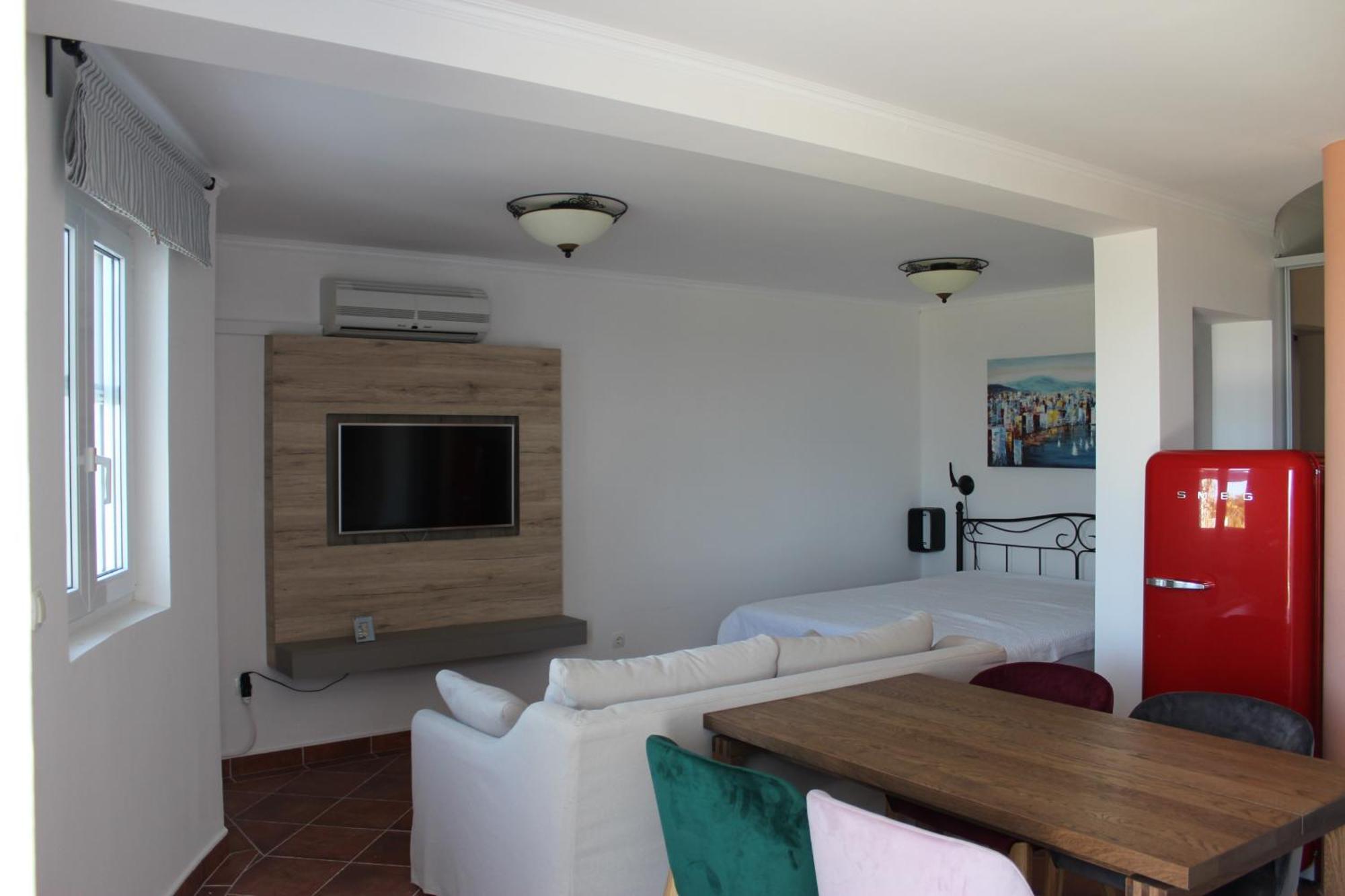 Amazing Villa Galeb In Murter Ruang foto